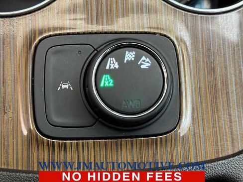 Used 2022 GMC Acadia SLE AWD/4WD image 36