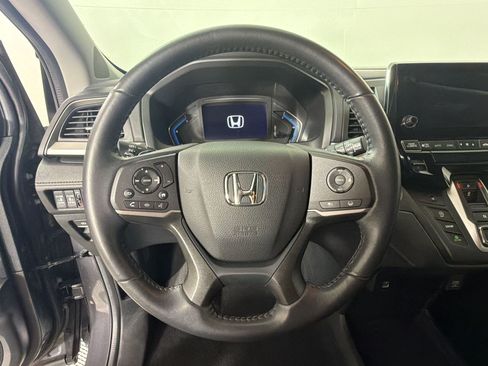 Certified 2024 Honda Odyssey EX-L image 11