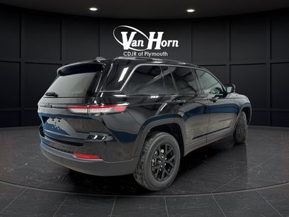 New 2026 Jeep Grand Cherokee Altitude