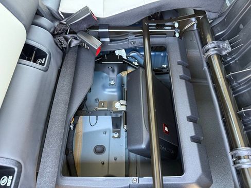 New 2025 INEOS Grenadier Fieldmaster Edition image 33