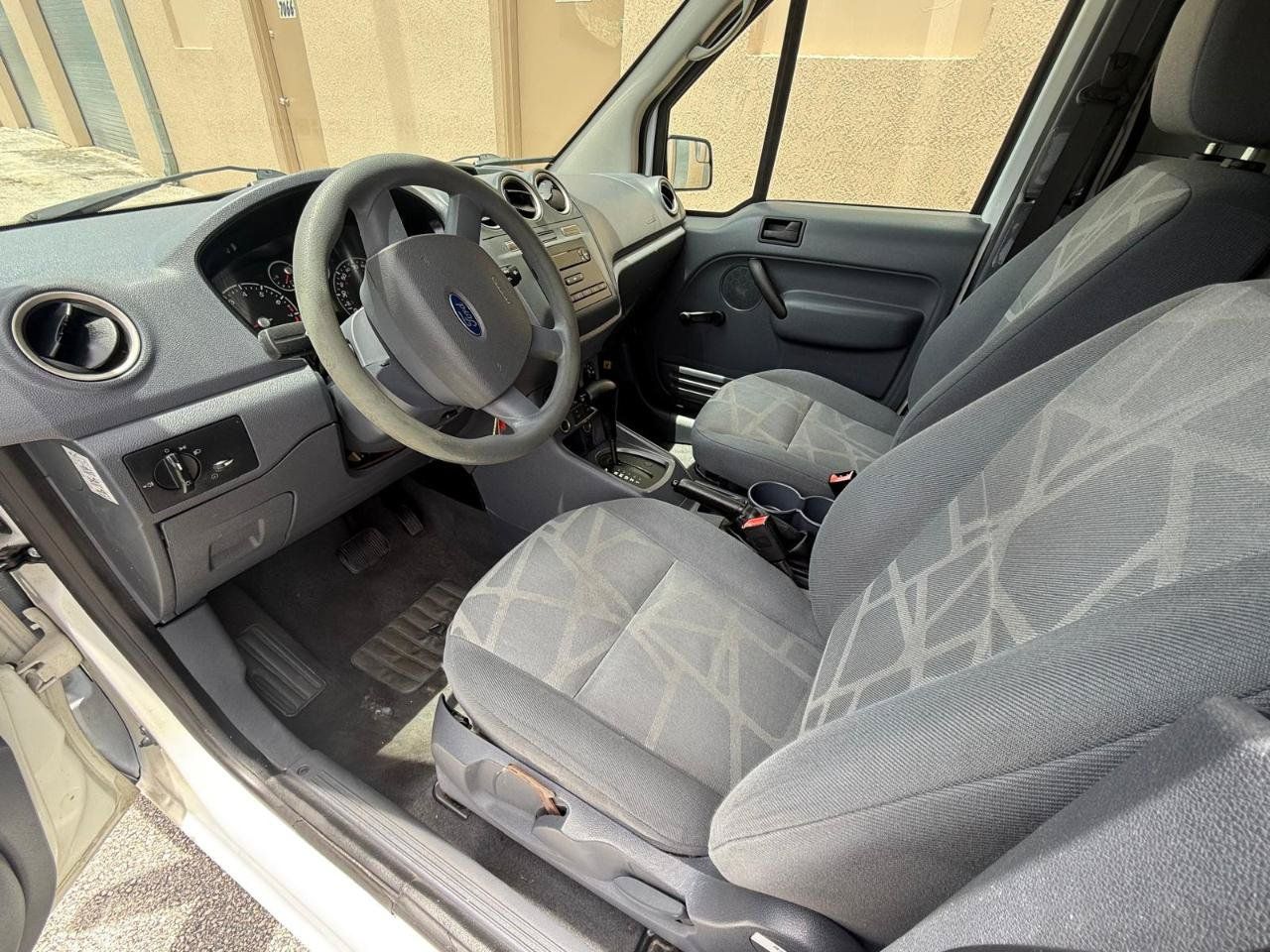 Used 2013 Ford Transit Connect XL FWD image 17
