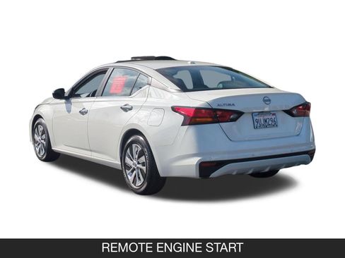 Used 2025 Nissan Altima 2.5 S FWD image 7