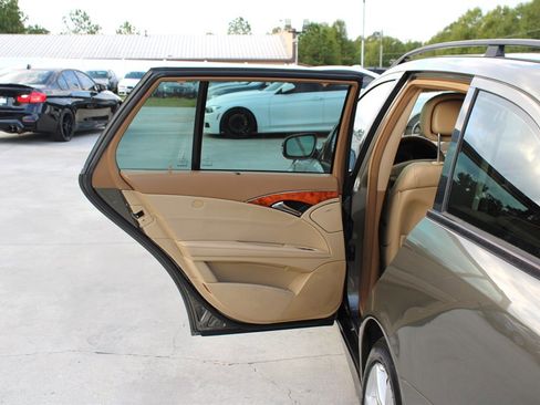 Used 2008 Mercedes-Benz E 350 4MATIC Wagon image 27