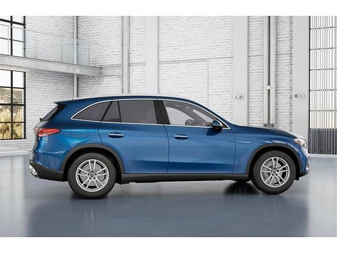 New 2026 Mercedes-Benz GLC 300 4MATIC image 17