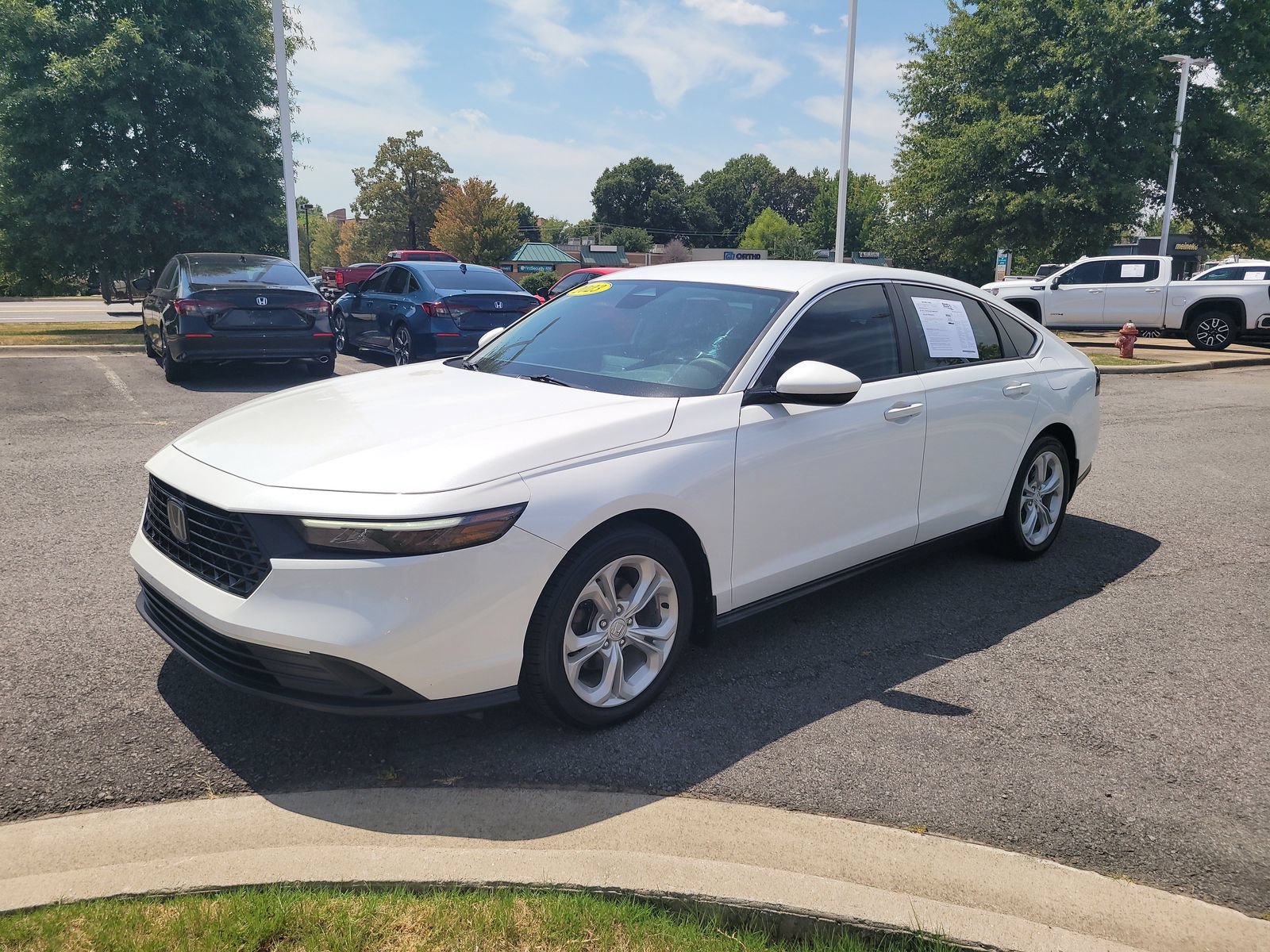 Certified 2023 Honda Accord LX image 7