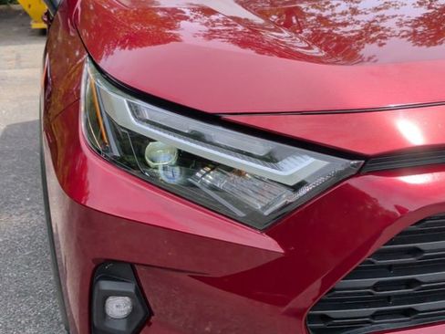 Used 2023 Toyota RAV4 XLE Premium FWD image 10