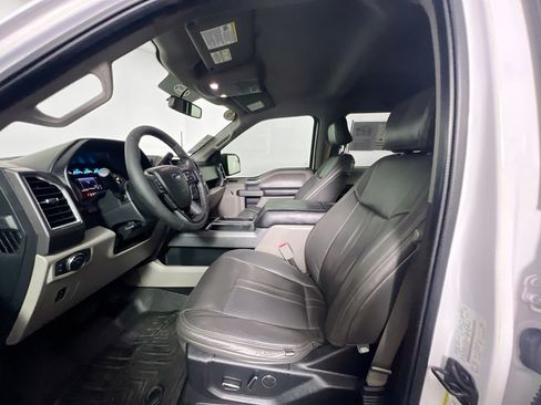 Used 2016 Ford F150 XLT w/ Equipment Group 302A Luxury RWD image 14