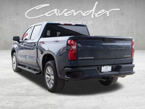 Used 2022 Chevrolet Silverado 1500 Custom image 5