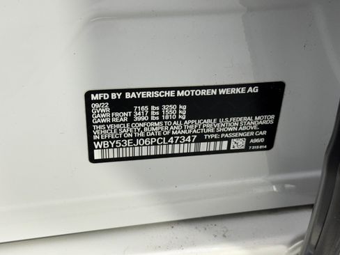 Used 2023 BMW i7 xDrive60 AWD/4WD image 54