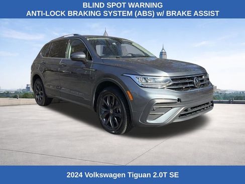 Used 2024 Volkswagen Tiguan SE image 7