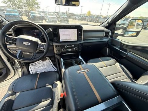 Used 2024 Ford F350 Platinum AWD/4WD image 8