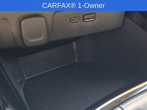 Used 2025 Chevrolet Trax LT FWD image 20