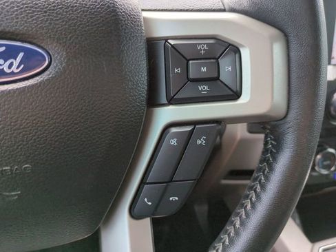 Used 2019 Ford F150 Lariat RWD image 26