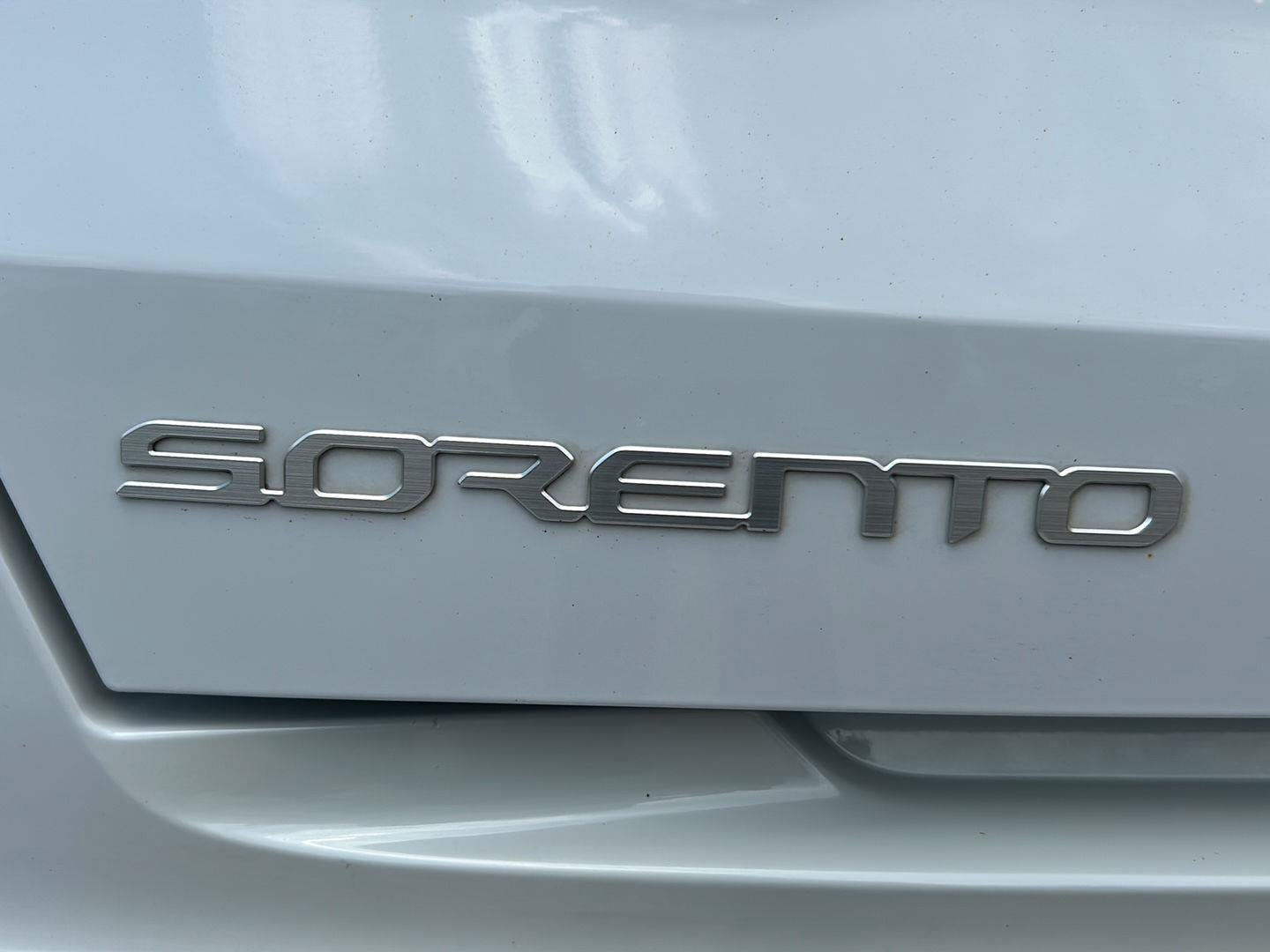 Used 2023 Kia Sorento SX FWD image 34