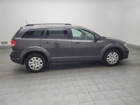 Used 2020 Dodge Journey SE w/ SE Popular Equipment Group image 10