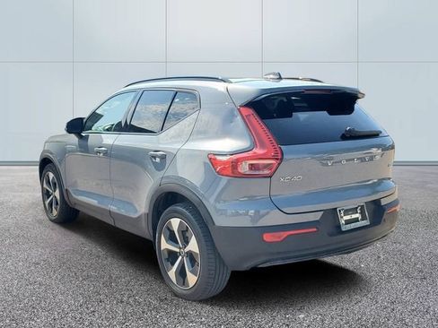 Certified 2023 Volvo XC40 B5 Plus w/ Driver Assist Package AWD/4WD image 6