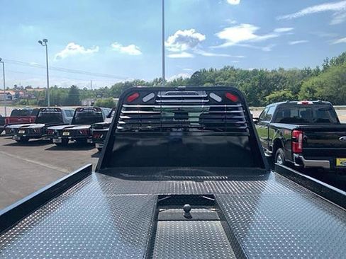 New 2025 Ford F450 Lariat image 13