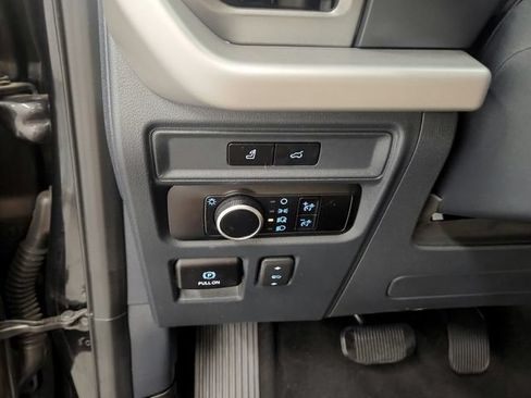 Used 2023 Ford Expedition Max XLT RWD image 45