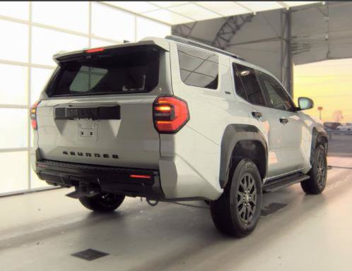Used 2025 Toyota 4Runner SR5 AWD/4WD image 4