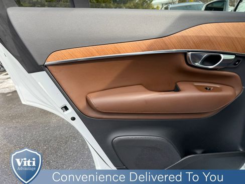 Certified 2023 Volvo XC90 B6 Plus image 20