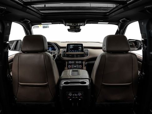 Used 2024 Chevrolet Tahoe High Country w/ Premium Package AWD/4WD image 19