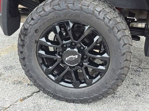 Used 2026 Chevrolet Silverado 2500 LT w/ Trail Boss Package AWD/4WD image 14