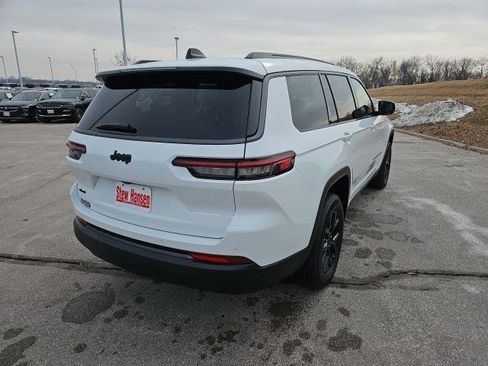 New 2026 Jeep Grand Cherokee L 4WD image 6