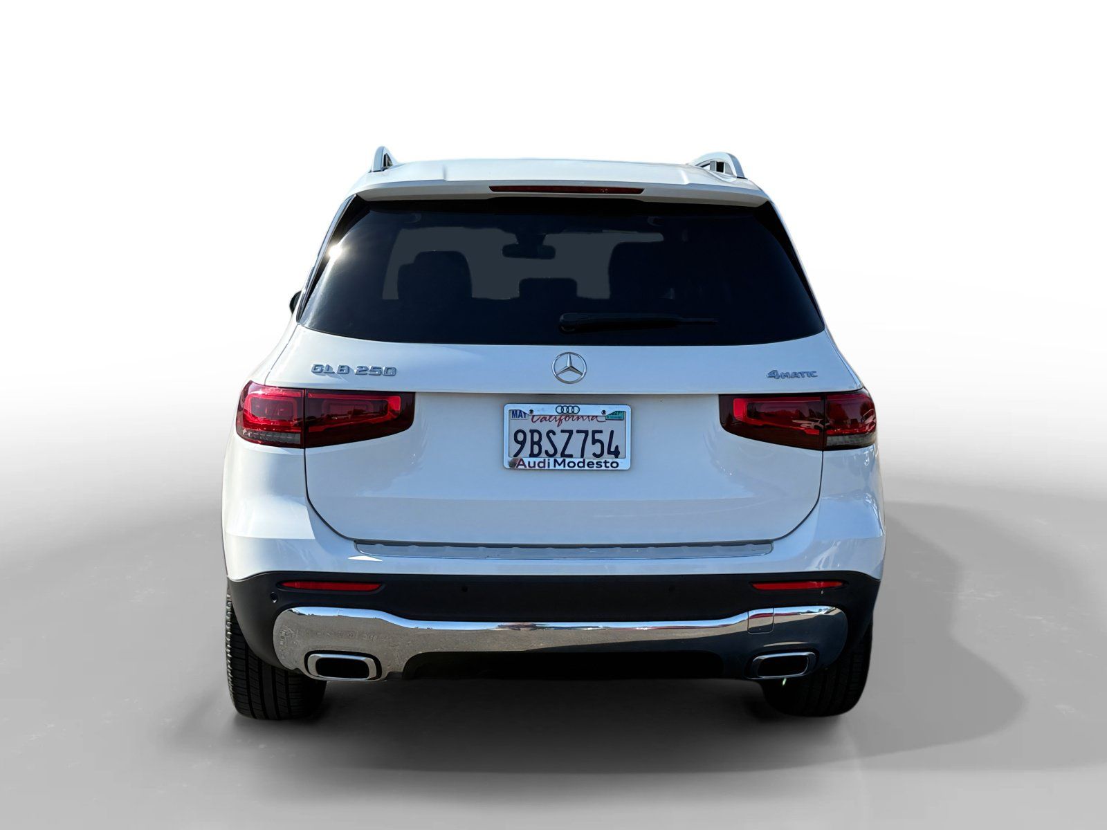 Used 2022 Mercedes-Benz GLB 250 4MATIC image 4
