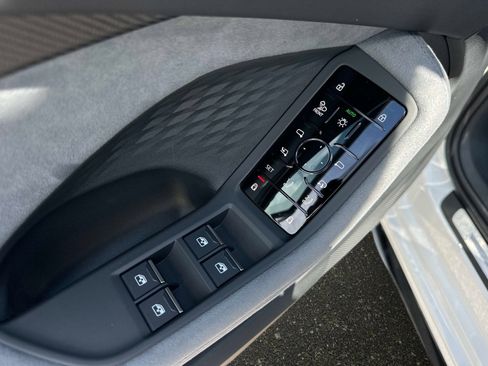 New 2025 Audi S5 Prestige image 17