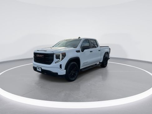 Used 2023 GMC Sierra 1500 Pro w/ Graphite Edition image 4