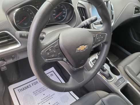 Used 2016 Chevrolet Cruze LT w/ Convenience Package image 44