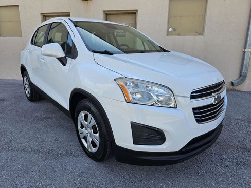 Used 2016 Chevrolet Trax LS FWD image 12