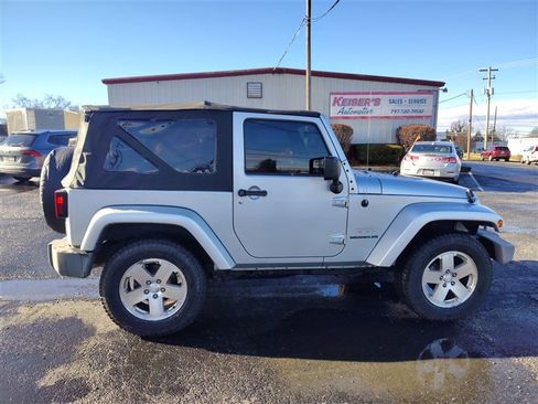 Used 2008 Jeep Wrangler Sahara w/ Dual Top Group image 6