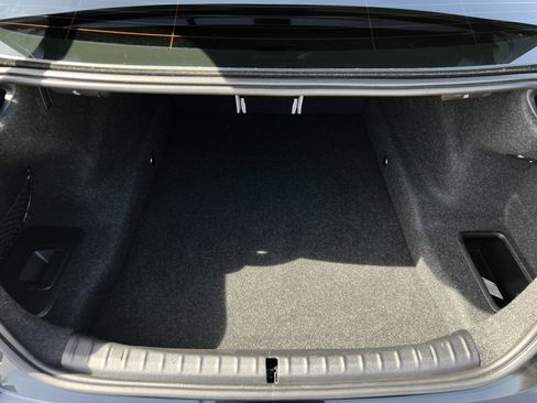 Used 2020 BMW M550i xDrive w/ Dynamic Handling Package image 36