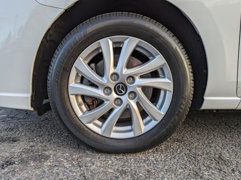 Used 2014 MAZDA MAZDA5 Sport image 49