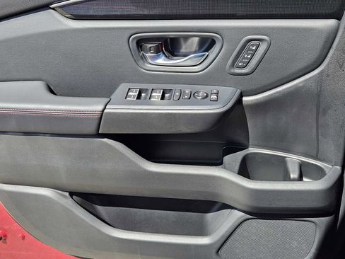 New 2025 Honda Pilot Black Edition image 18