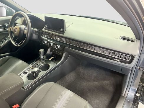 Used 2025 Honda Civic Sport image 26