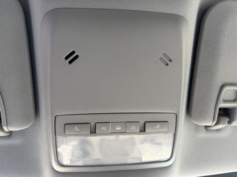 Used 2020 Chevrolet Trax LS FWD image 22