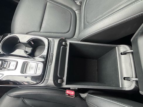 Used 2024 Hyundai Tucson Limited AWD/4WD image 18