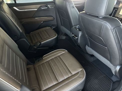New 2026 GMC Acadia Denali Ultimate image 28