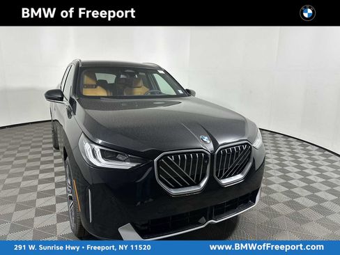 New 2025 BMW X3 xDrive30i w/ Premium Package image 1