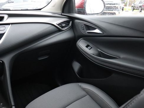 Used 2023 Buick Encore GX Select w/ Sport Touring Package image 38