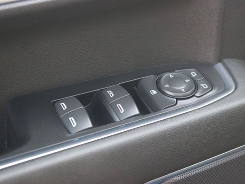Used 2022 GMC Sierra 1500 Elevation AWD/4WD image 16
