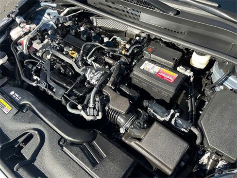 Certified 2023 Toyota Corolla LE image 9