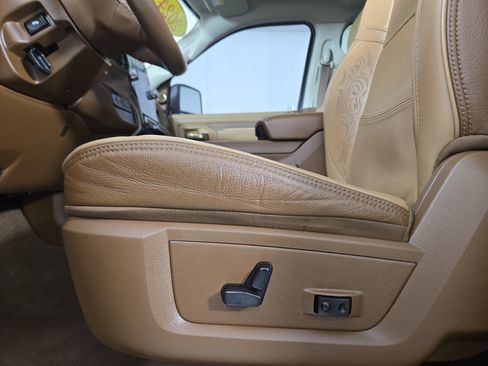 Certified 2024 RAM 2500 Limited image 32