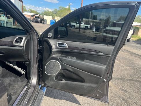 Used 2014 Jeep Grand Cherokee Summit AWD/4WD image 18