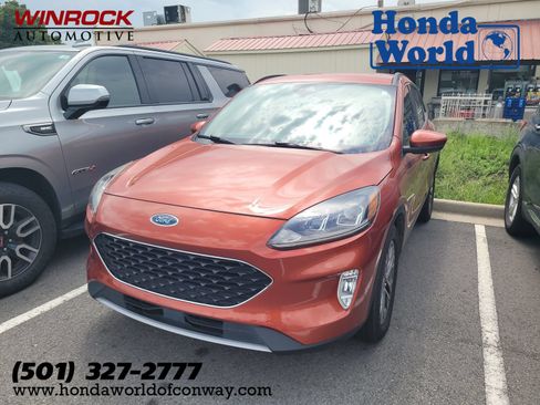 Used 2020 Ford Escape SEL FWD image 1