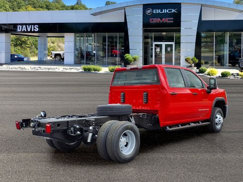 New 2026 GMC Sierra 3500 Pro AWD/4WD image 4