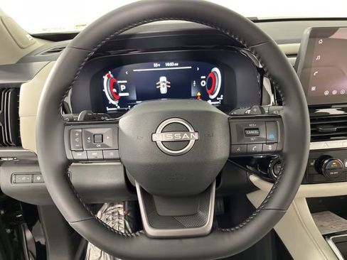 New 2026 Nissan Pathfinder SL image 20