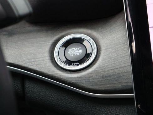 Used 2021 Jeep Grand Cherokee L Limited image 34